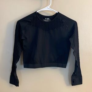 Chooka black workout crop top